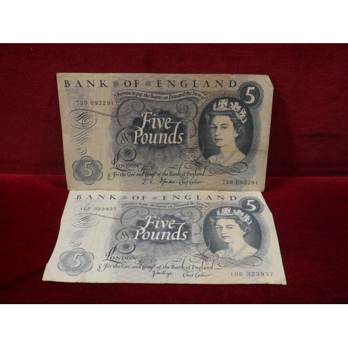 335 - 2 BANK OF ENGLAND £5 NOTES