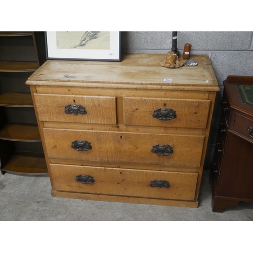 450 - ANTIQUE PINE CHEST OF DRAWERS