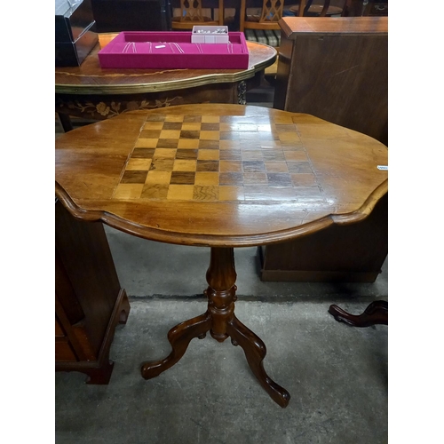 536 - VICTORIAN WALNUT GAMES TABLE