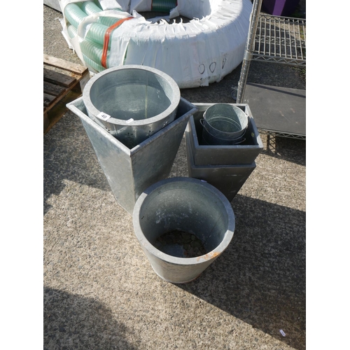 40 - LOT OF METAL PLANTERS