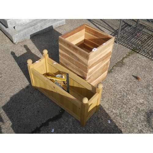 41 - 2 BOX PLANTERS