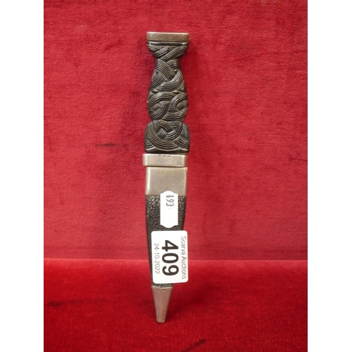 409 - SILVER COLLARED DAGGER