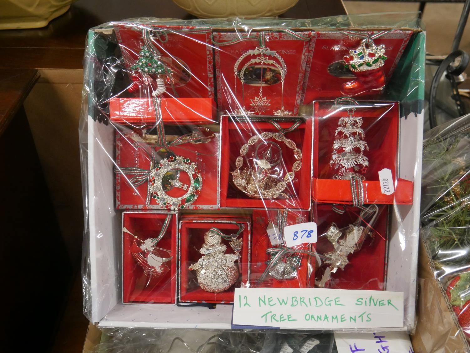 12 NEWBRIDGE CHRISTMAS TREE ORNAMENTS