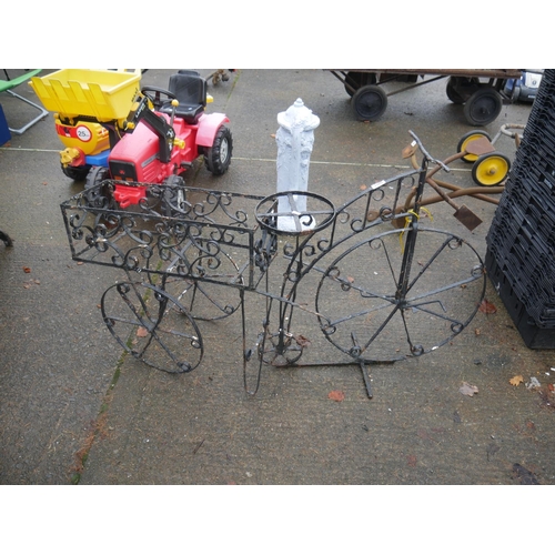 100 - BICYCLE PLANTERS PLUS TRAILER PLANTER