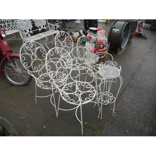 129 - 4 METAL GARDEN CHAIRS & METAL PLANT STAND