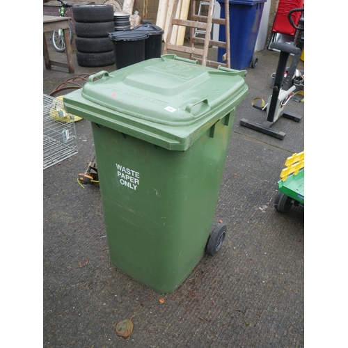 56 - WHEELIE BIN