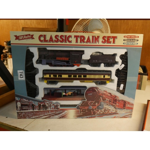 743 - TRAIN SET