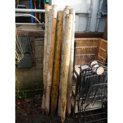 86 - LOT OF FENCING POSTS