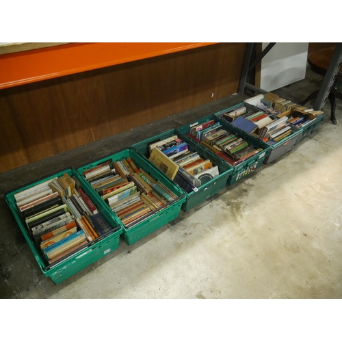 589 - 6 CRATES OF BOOKS