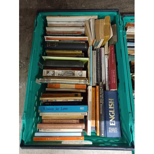 589 - 6 CRATES OF BOOKS