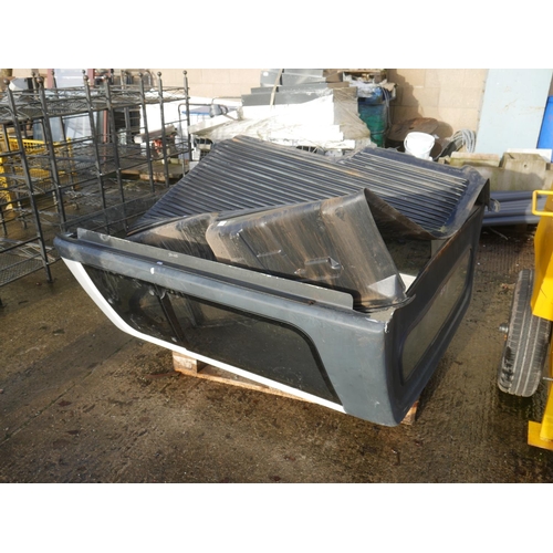 1 - LOAD LINER & PICK-UP CANOPY