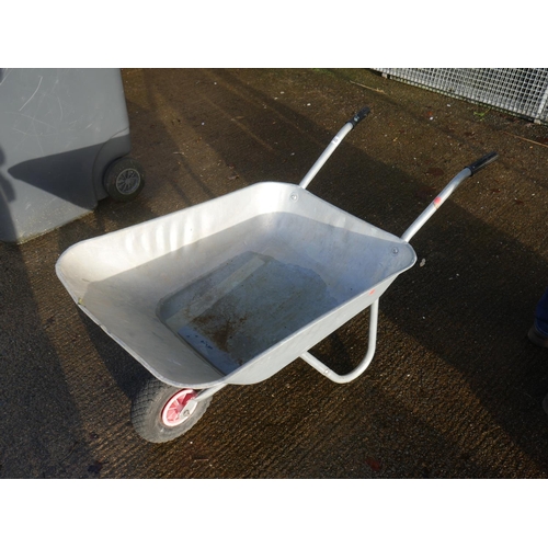 60 - WHEELBARROW