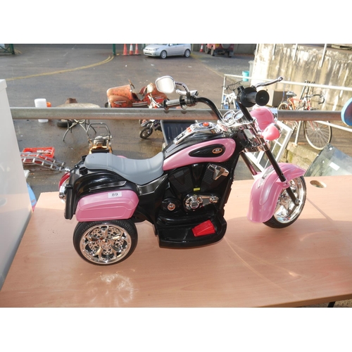 89 - CHILDS MOTORBIKE - NO CHARGER