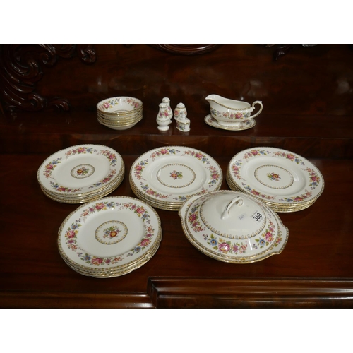 360 - ROYAL GRAFTON MALVERN DINNER SET