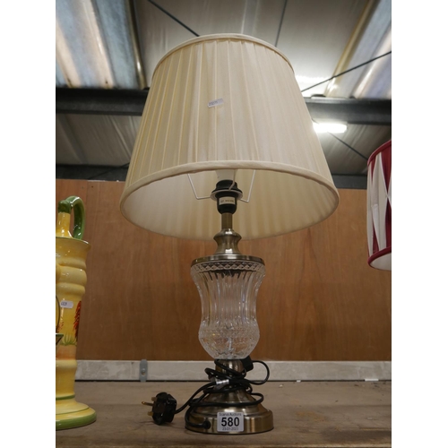 580 - TABLE LAMP