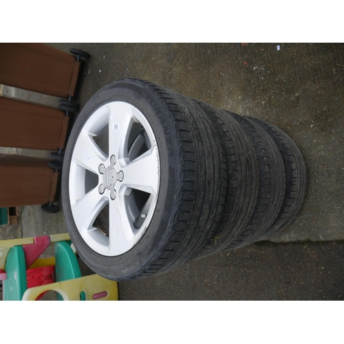 59 - 4 ALLOY WHEELS