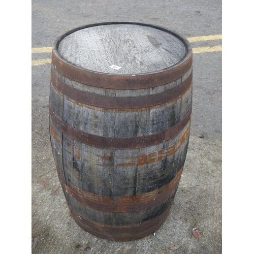 61 - OAK BARREL