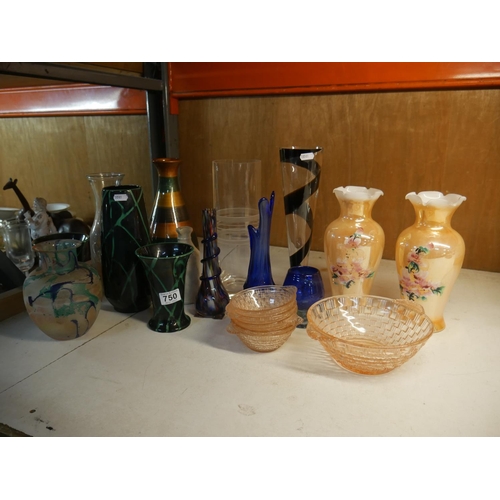 750 - MIXED CERAMICS & GLASSWARE