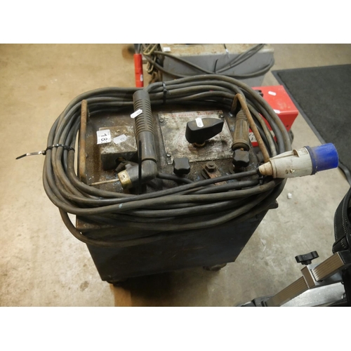 183 - OIL COOLED WELDER - WORKING