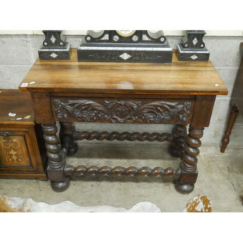 395 - 19TH C. ROSEWOOD CENTRE TABLE