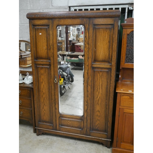 450 - OAK WARDROBE