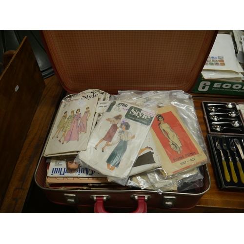 514 - CASE OF VINTAGE DRESS PATTERNS