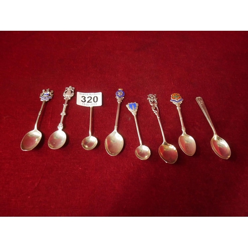 320 - LOT OF SILVER TEASPOONS