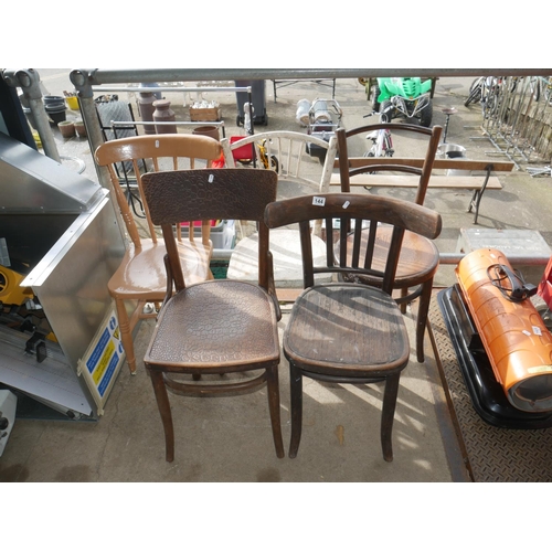 144 - 5 CHAIRS