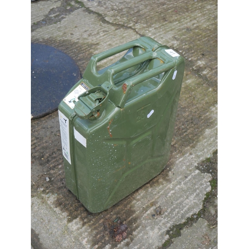 41 - JERRY CAN