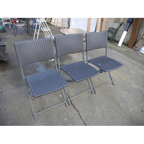 58 - 3 FOLDING GARDEN CHAIRS