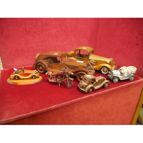 846 - WOODEN CARS