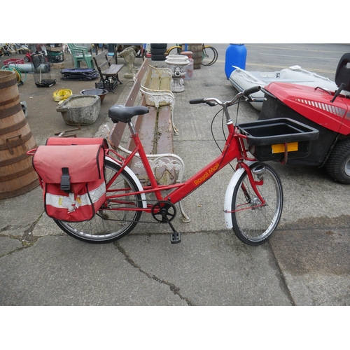 112 - ROYAL MAIL DELIVERY BIKE