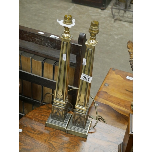 601 - PAIR OF TABLE LAMPS