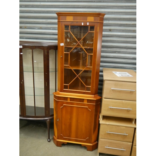 702 - CORNER CABINET