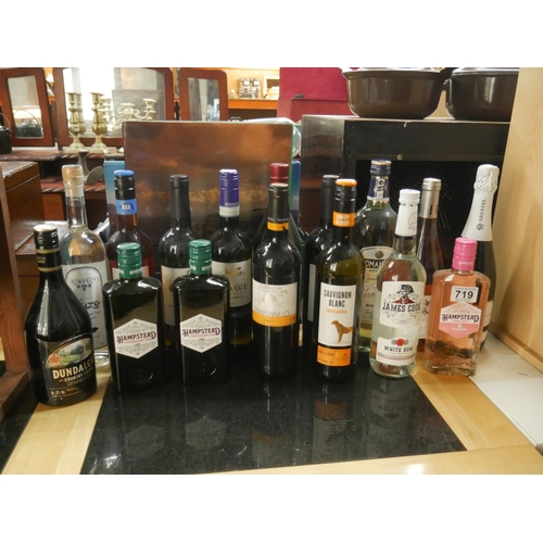 719 - BOX OF MIXED WINES & SPIRITS