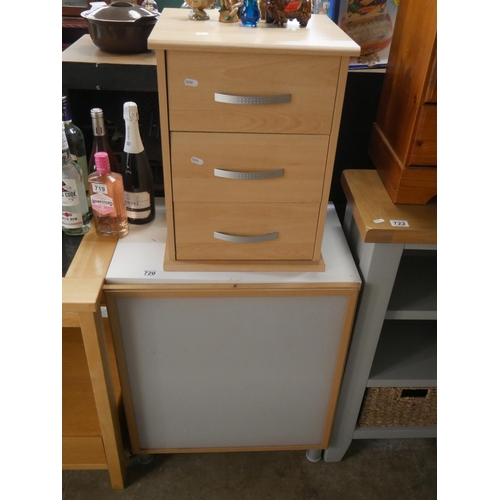 720 - CABINET & SMALL LOCKER