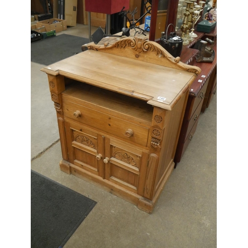 740 - PINE CABINET