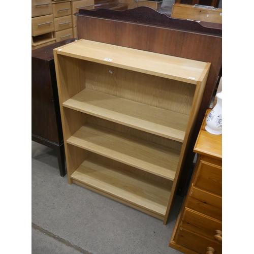 754 - BOOKCASE