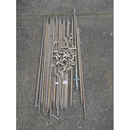 76 - LOT OF BRASS STAIR RODS