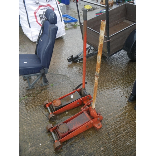 20 - 2 TROLLEY JACKS