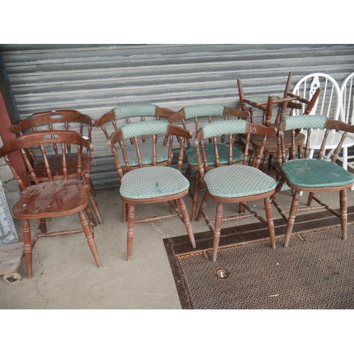 174 - LOT OF OAK CHAIRS