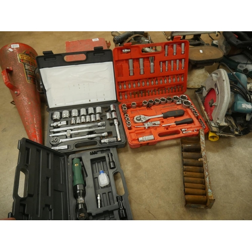 208 - 4 BOXES OF TOOLS