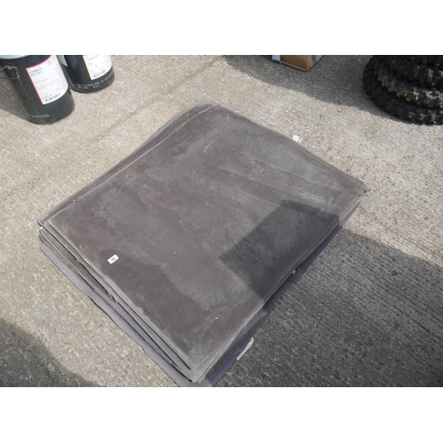 48 - LOT OF RUBBER MATS