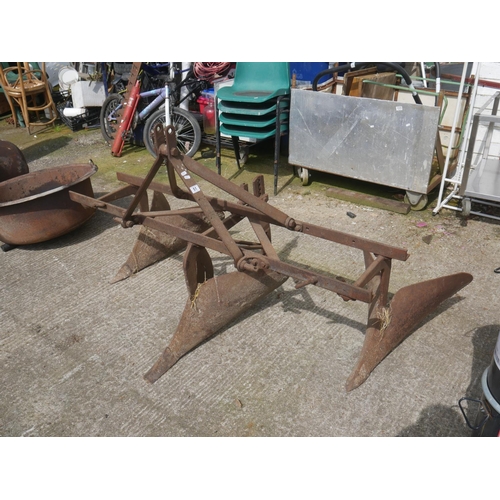 51 - DRILL PLOUGH