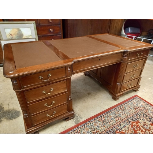 514 - LARGE 6 FT X 3 FT TWIN PEDESTAL DESK