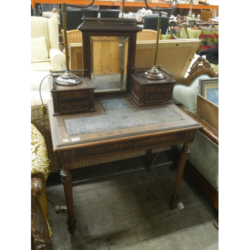 539 - 19TH C. MARQUETRY INLAID FRENCH DESK