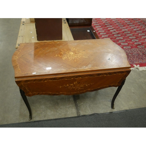 559 - INLAID DROP LEAF TABLE