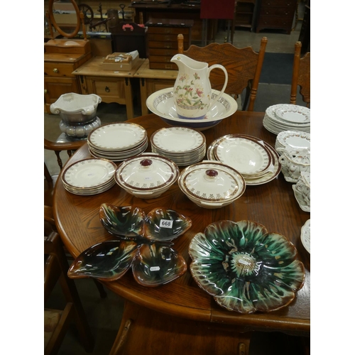 668 - PART TABLE LOT