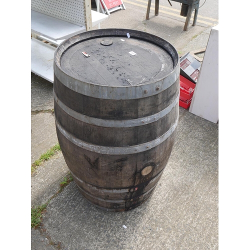 68 - OAK BARREL