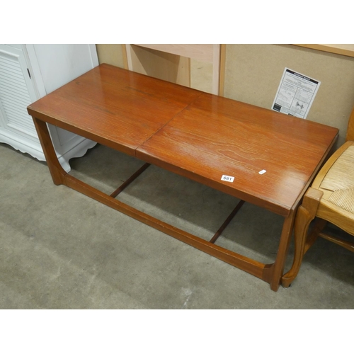 681 - RETRO COFFEE TABLE